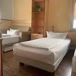 Lejlighedshotel Runa's Hallbergmoos