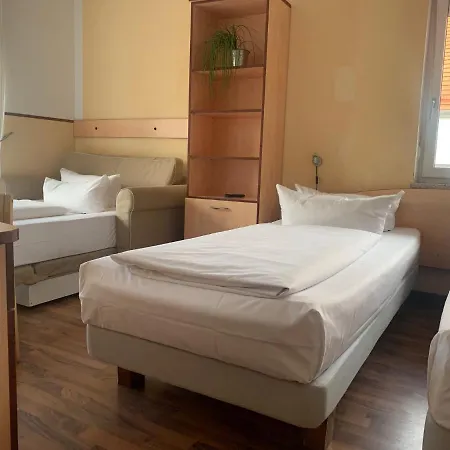 Lejlighedshotel Runa's Hallbergmoos