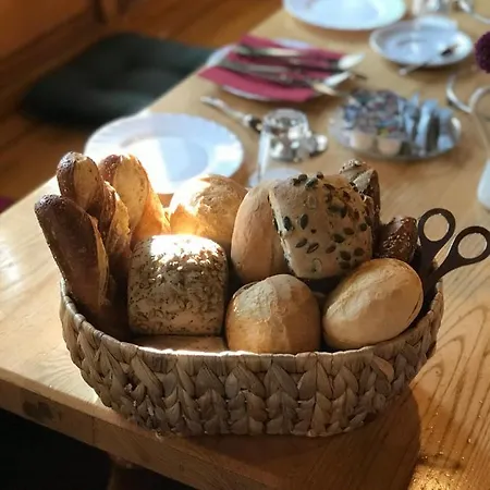 Runa's Hallbergmoos